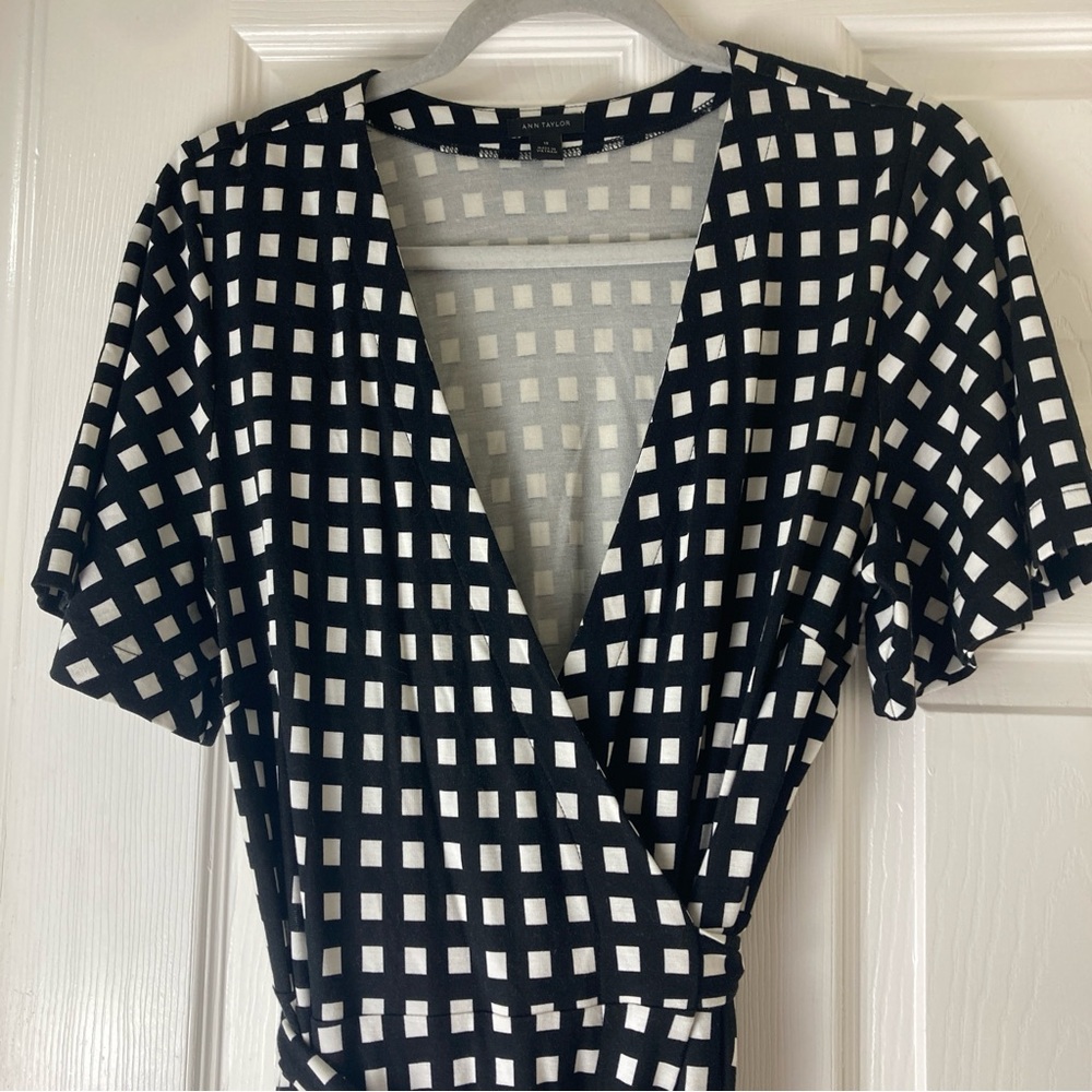 Ann Taylor Polka Square Plaid True Wrap Stretch Dress 10 Black/White Short Sleev - Picture 7 of 16